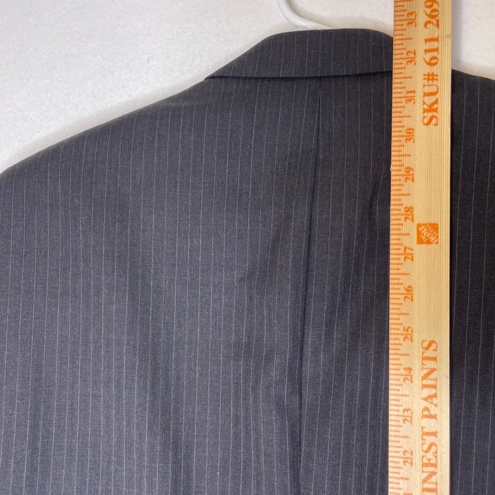 Mens Wool Suit Jacket Pinstripe 38L Charcoal Gray Joseph & Feiss